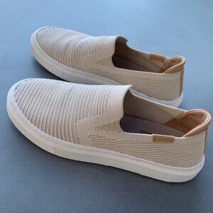 Uggs Alameda Slip-On